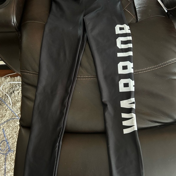 Modern Karmavore Warrior Leggings - Picture 4 of 5